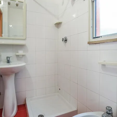 Awesome Apartment In Capo Rizzuto Lejlighed Isola di Capo Rizzuto