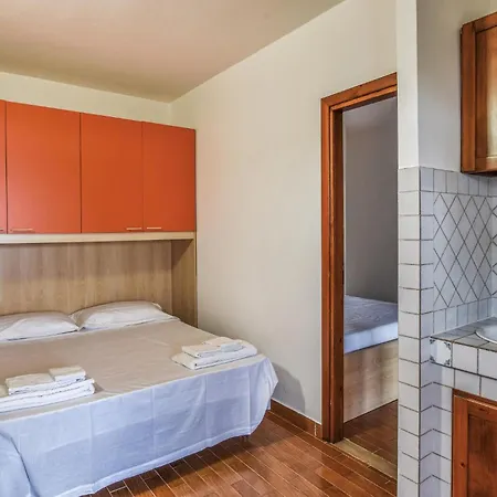 Awesome Apartment In Capo Rizzuto Lejlighed Isola di Capo Rizzuto