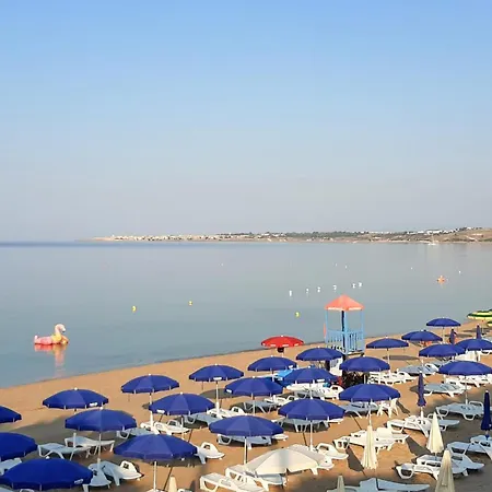 Awesome Apartment In Capo Rizzuto Appartement Capo Rizzuto
